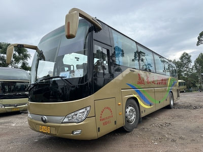 47座豪华大巴
